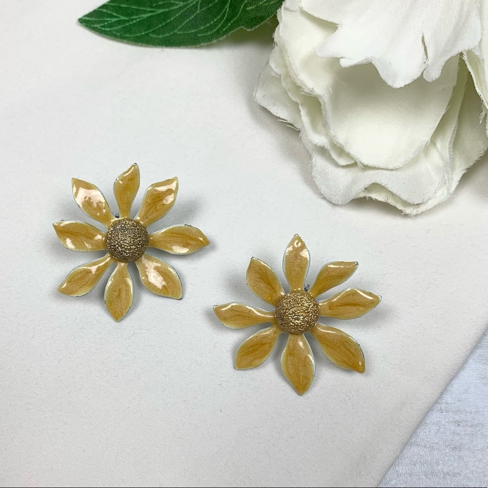 Vintage Yellow Flower Metal Concho Earrings
